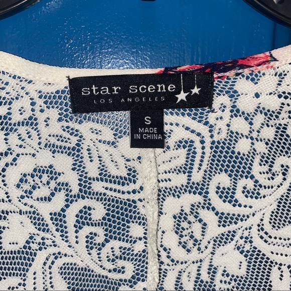 Small High-Low Floral Cardigan with a Lace Back and Shoulder Cut-Outs - Picture 6 of 6